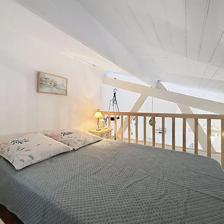 Les De Perols By Interhome *