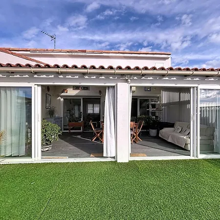 Дом отдыха Les De Perols By Interhome