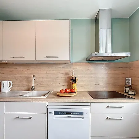 Les De By Interhome *