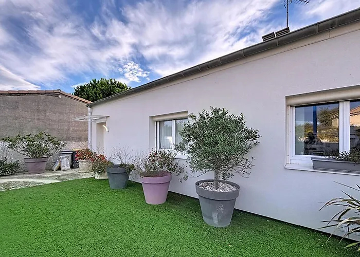 Les De By Interhome