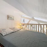 Les De By Interhome *